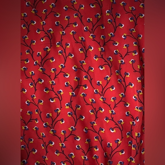 OLD NAVY Pleated Floral Chiffon Skater Mini Skirt in Red Size Large - Picture 3 of 7